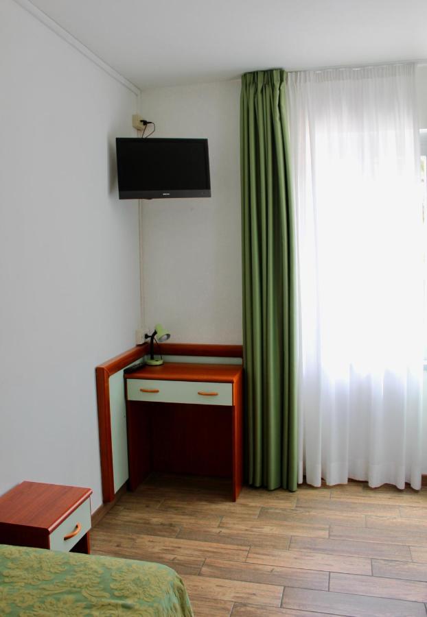 Hotel Cristina Γκράντο Εξωτερικό φωτογραφία